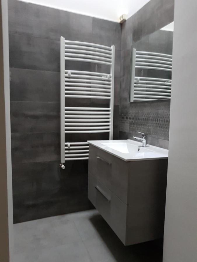 Silver Dream Apartmanhaz Debrecen Exteriör bild