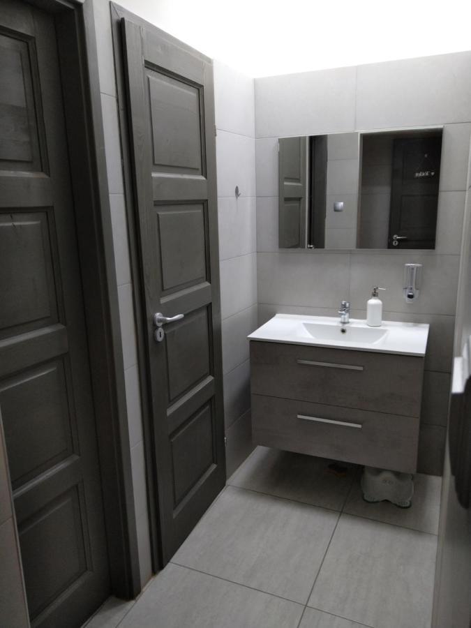 Silver Dream Apartmanhaz Debrecen Exteriör bild